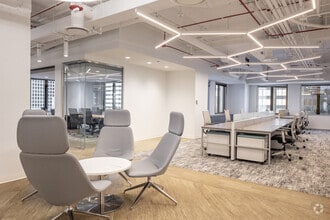 311 S Wacker Dr, Chicago, IL à louer Photo intérieure– Image 1 sur 4