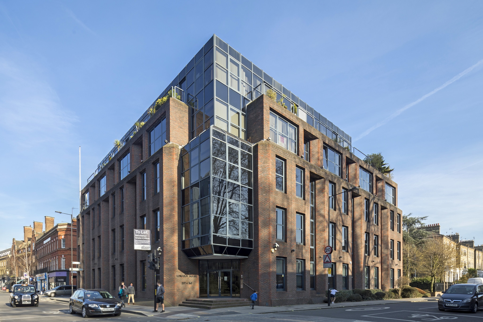 137-143 Hammersmith Rd, Londres à louer Photo de l’immeuble– Image 1 sur 1