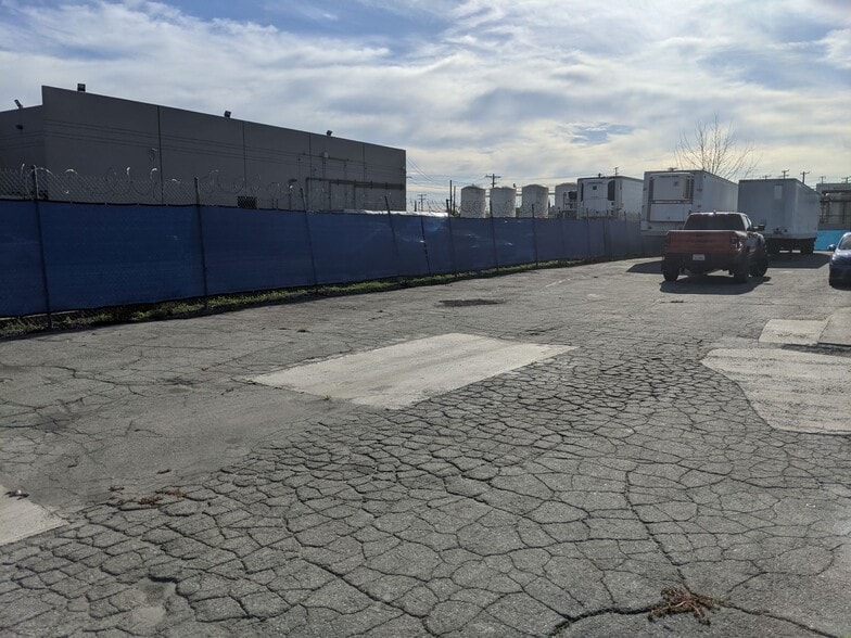 5719 District Blvd, Vernon, CA à louer - Autre – Image 3 sur 5