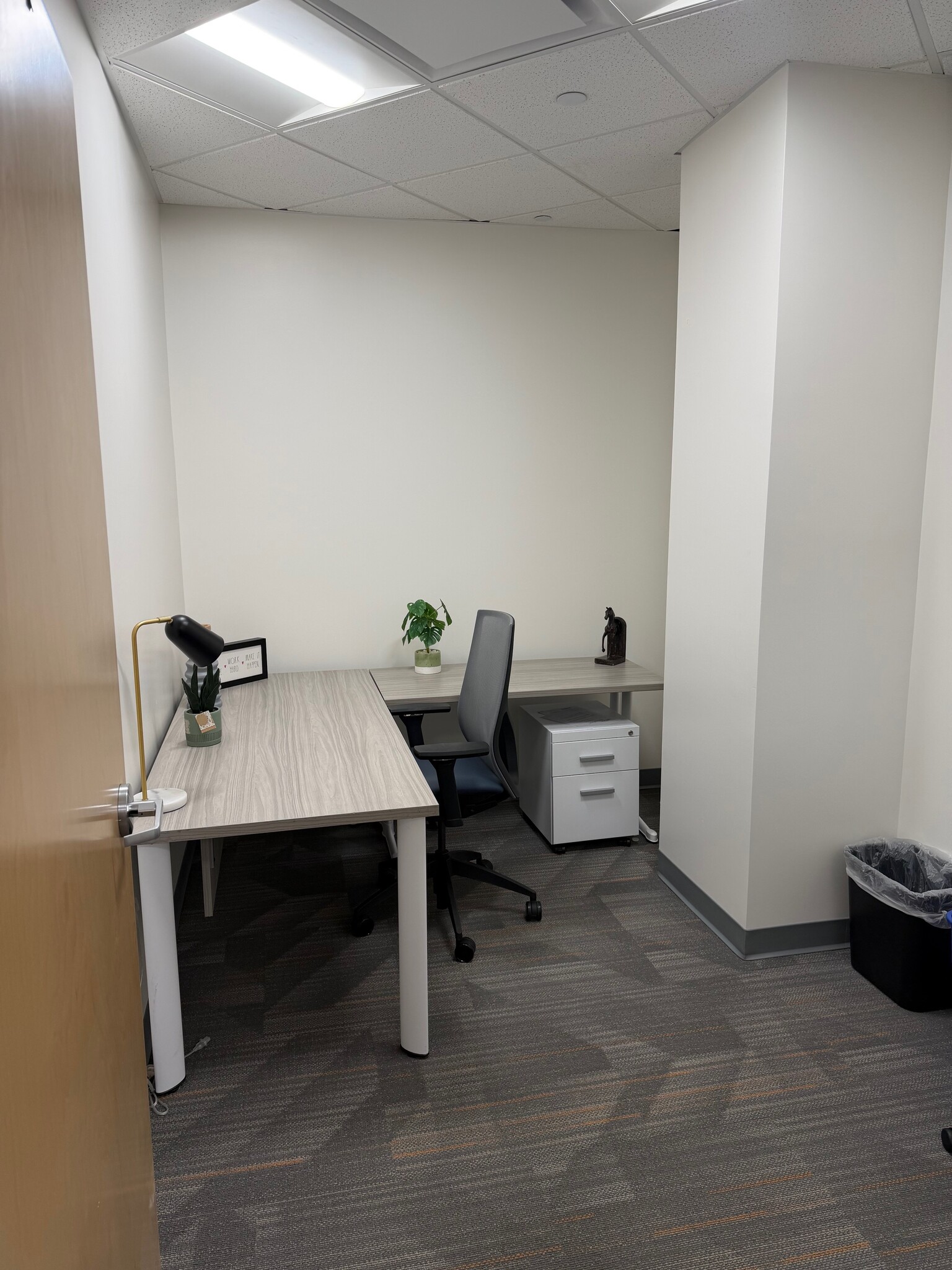 1 Tower Center Blvd, East Brunswick, NJ à louer Photo intérieure– Image 1 sur 3