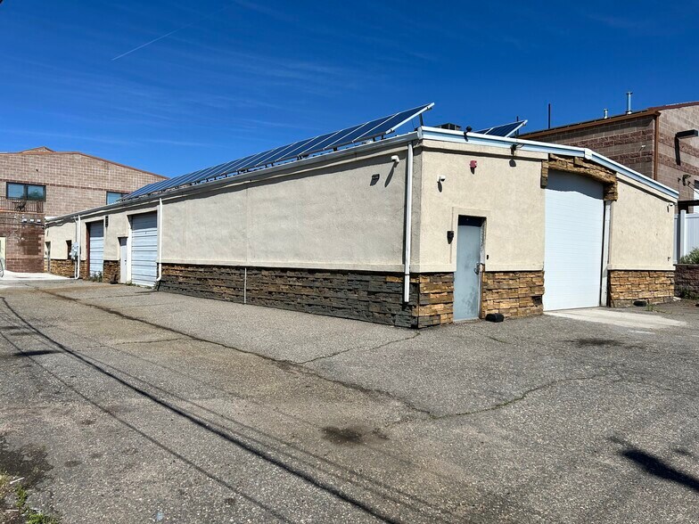 3455 S Eliot St, Sheridan, CO à louer - Photo de l’immeuble – Image 3 sur 8