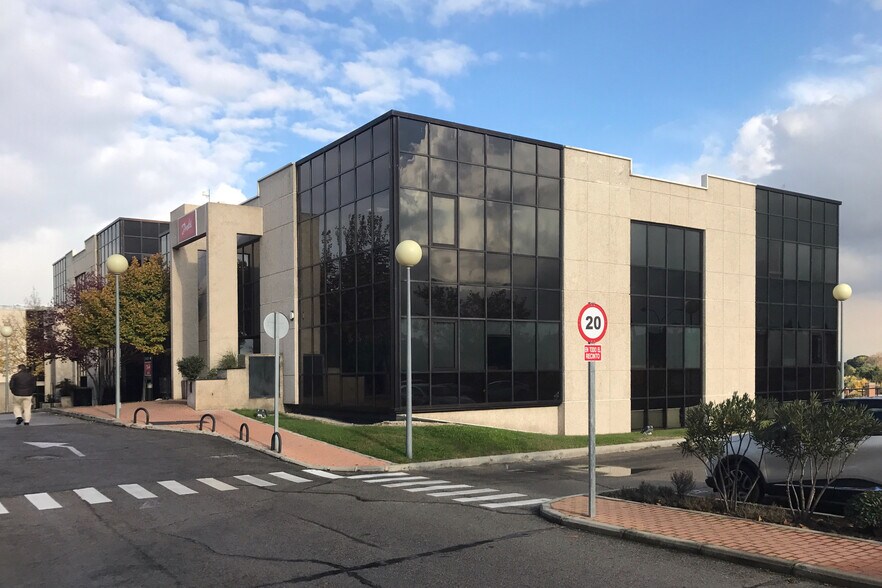 Calle Caléndula, 95, Alcobendas, Madrid à louer - Plan d’étage – Image 1 sur 6
