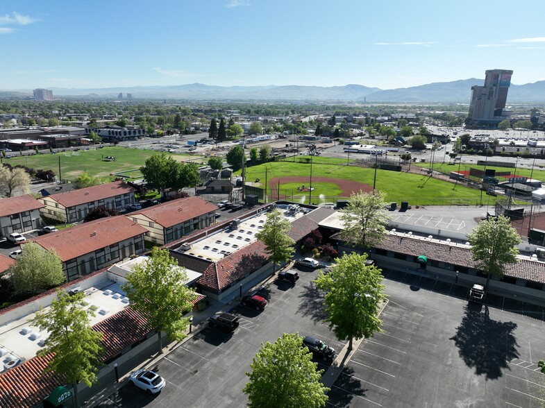 3680 Grant Dr, Reno, NV à louer - Photo de l’immeuble – Image 1 sur 5