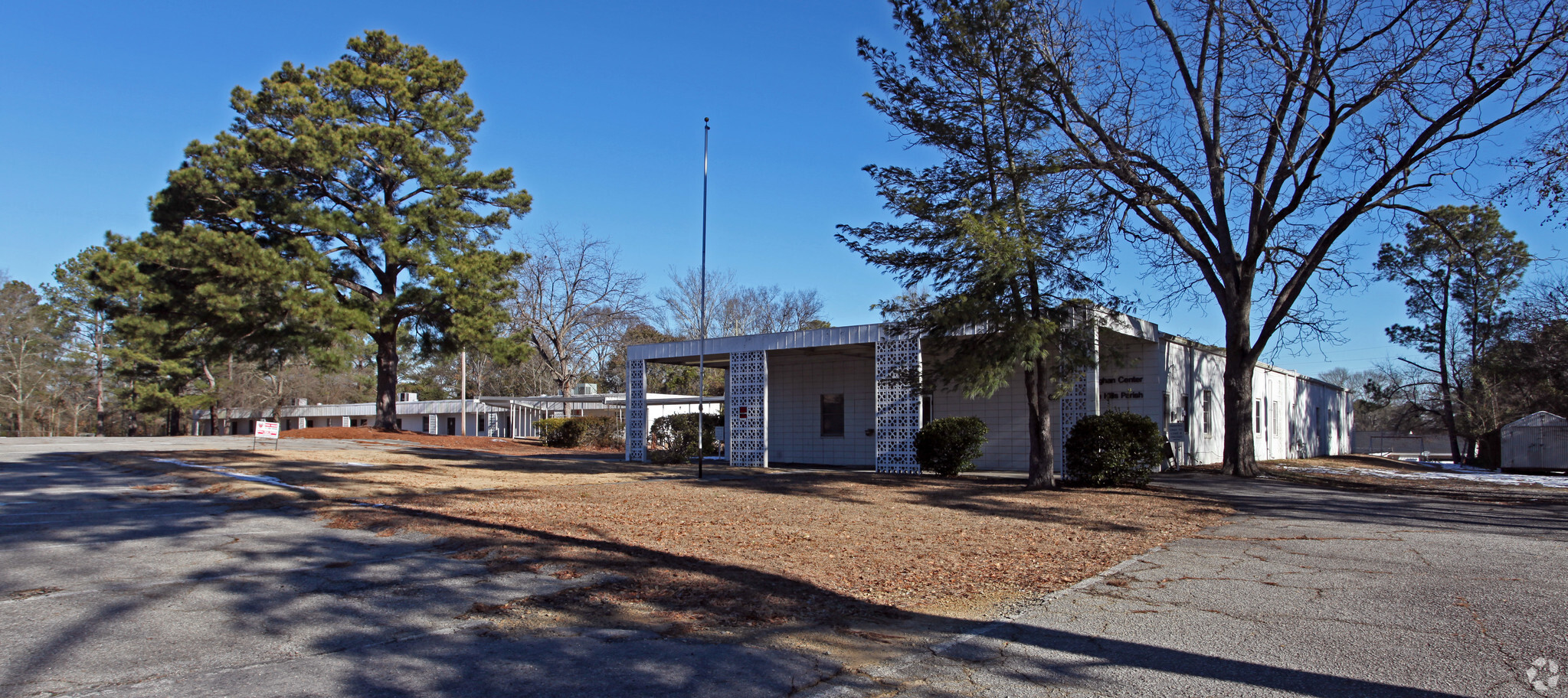 2700 Ashland Rd, Columbia, SC à louer Photo principale– Image 1 sur 11