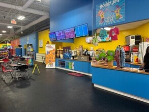 10299-10391 Royal Palm Blvd, Coral Springs, FL à louer Photo intérieure– Image 1 sur 3