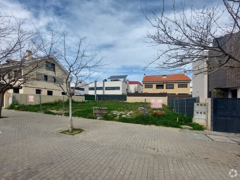 Terrain dans Leganés, Madrid à vendre - Photo de l’immeuble – Image 2 sur 3