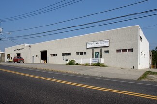 Plus de détails pour 675 S Evergreen Ave, Woodbury Heights, NJ - Industriel/Logistique à vendre