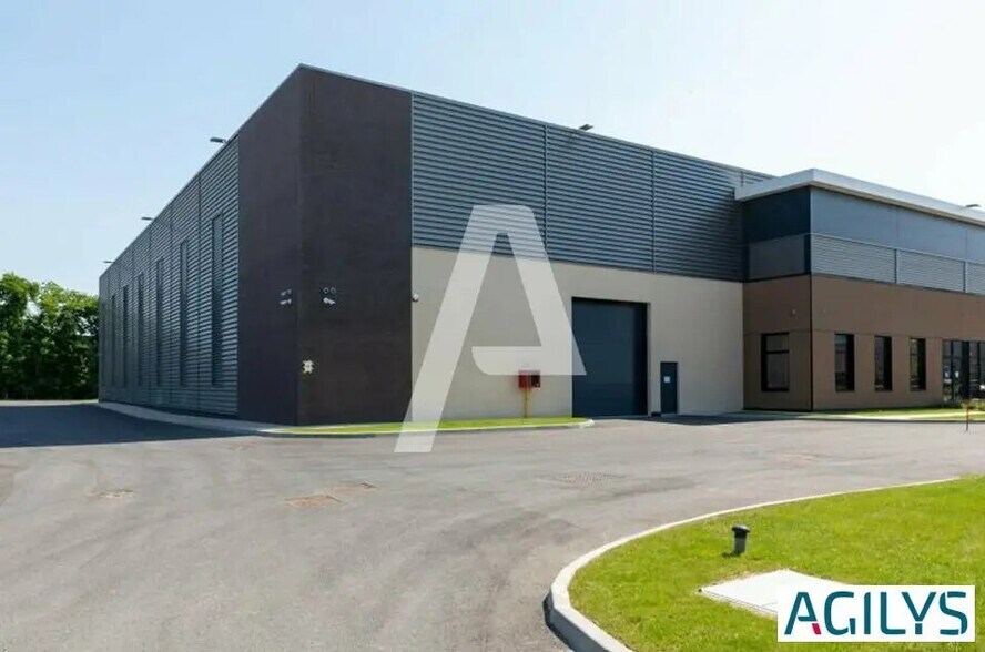 Bureau dans Noiseau à louer - Photo de l’immeuble – Image 3 sur 9