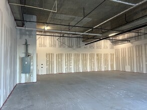 788 W Marietta St NW, Atlanta, GA à louer Photo intérieure– Image 2 sur 2