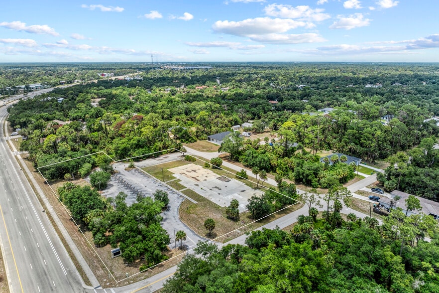 640 Tamiami Trl, Port Charlotte, FL à vendre - Aérien – Image 2 sur 5
