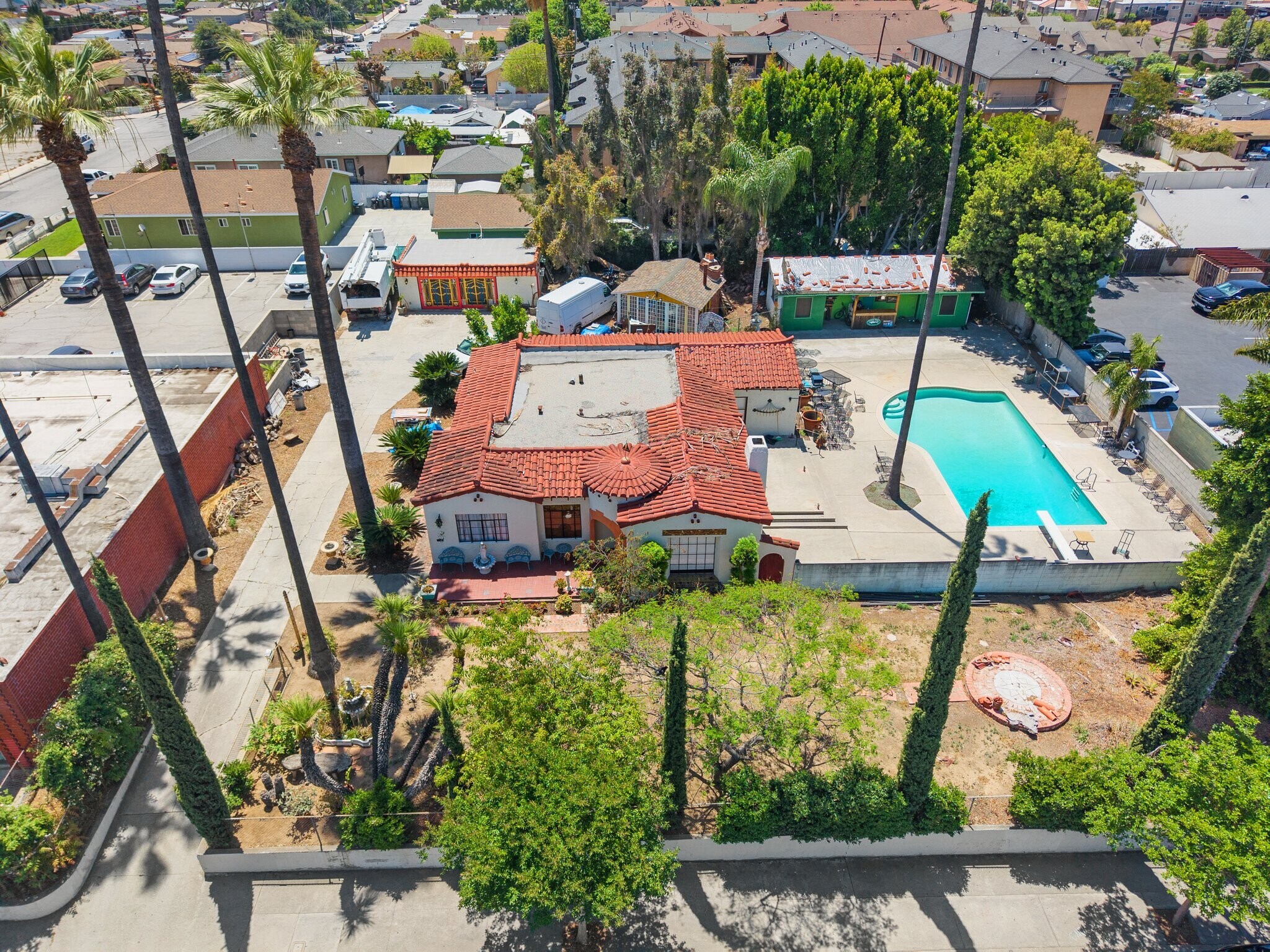 720 W La Habra Blvd, La Habra, CA à vendre Photo de l’immeuble– Image 1 sur 22