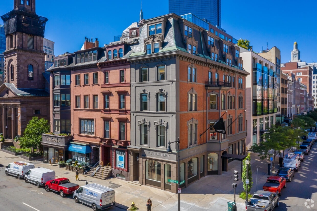 17 Arlington St, Boston, MA à louer Photo principale– Image 1 sur 12