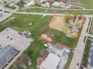 Plus de détails pour 6305 NW 59th Ct, Johnston, IA - Terrain à vendre