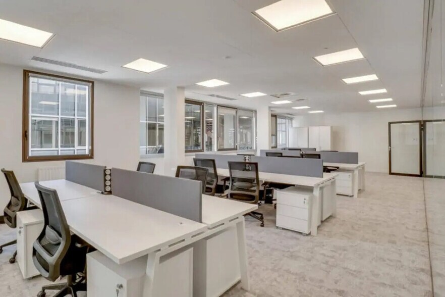 10 Rue Du Faubourg Montmartre, Paris à louer - Photo intérieure – Image 2 sur 6