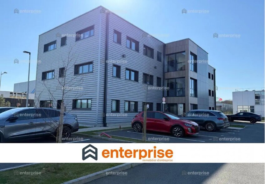 Bureau dans Glisy à louer - Photo de l’immeuble – Image 1 sur 6