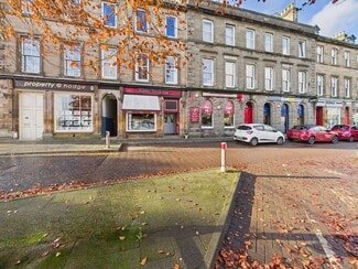 Plus de détails pour 30 & 32 Wellmeadow, Blairgowrie - Logement à vendre