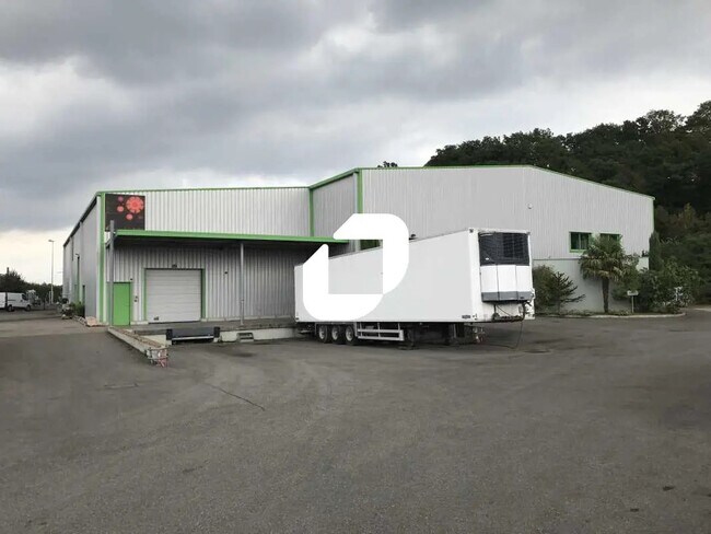 Plus de détails pour 78 Rue Marie Paule Rive, Marcilly-d'Azergues - Bureau, Local d'activités à louer
