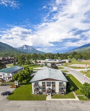 1491 5 Av, Fernie, BC - Vue aérienne vue de carte - Image1
