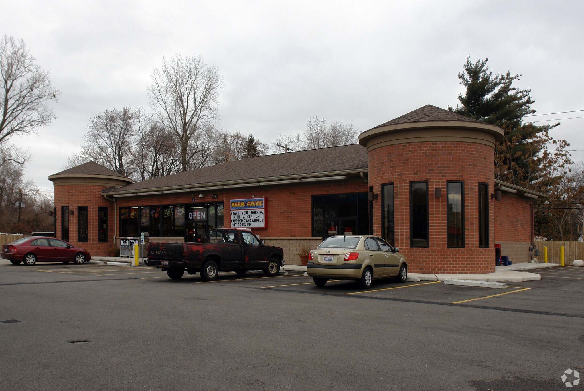 803 S Byrne Rd, Toledo, OH à louer Photo principale– Image 1 sur 2