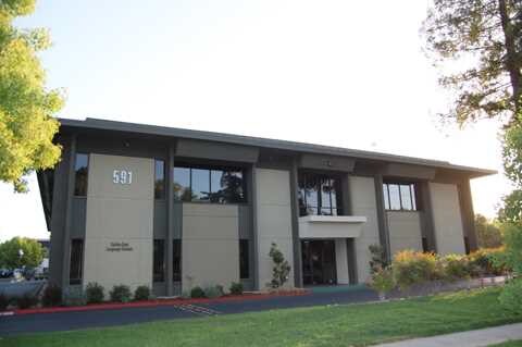 591 W Hamilton Ave, Campbell, CA à louer - Photo de l’immeuble – Image 1 sur 4