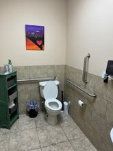 5875 S Rainbow Blvd, Las Vegas, NV à louer Photo intérieure– Image 2 sur 14