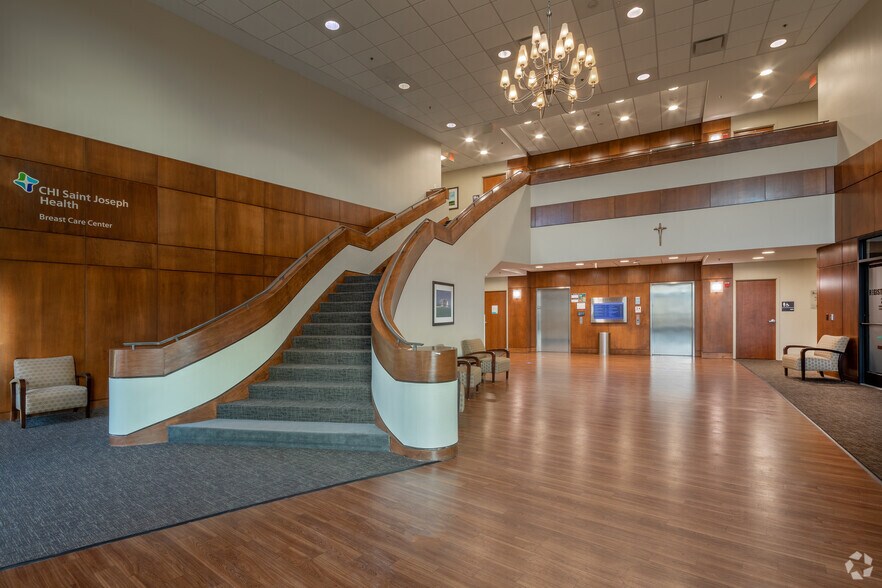 160 N Eagle Creek Dr, Lexington, KY à louer - Hall d’entrée – Image 2 sur 31