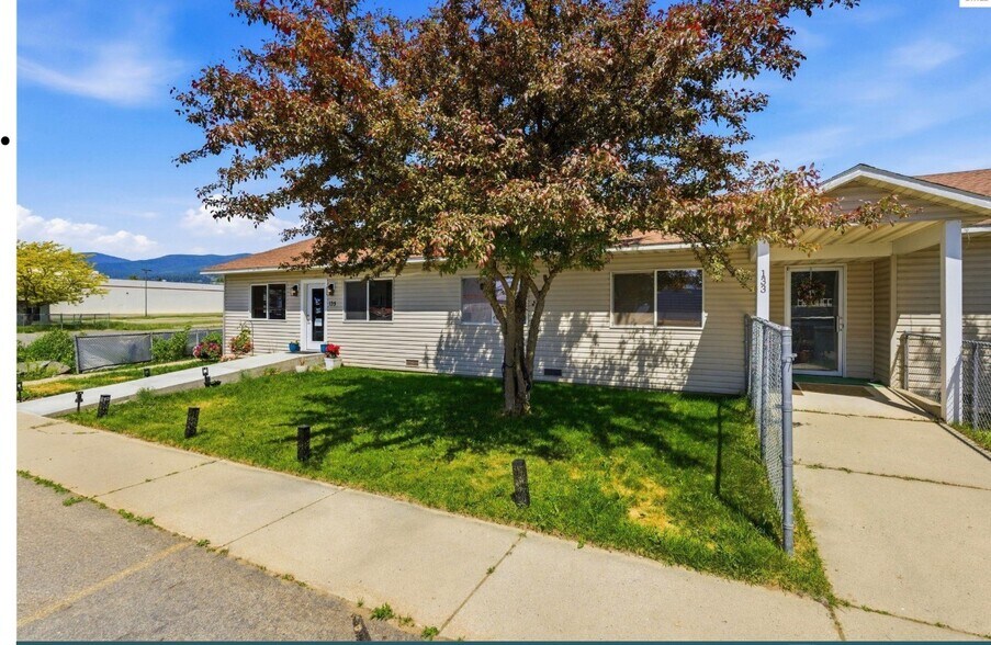 135 McGhee Rd, Kootenai, ID à vendre - Photo de l’immeuble – Image 1 sur 22