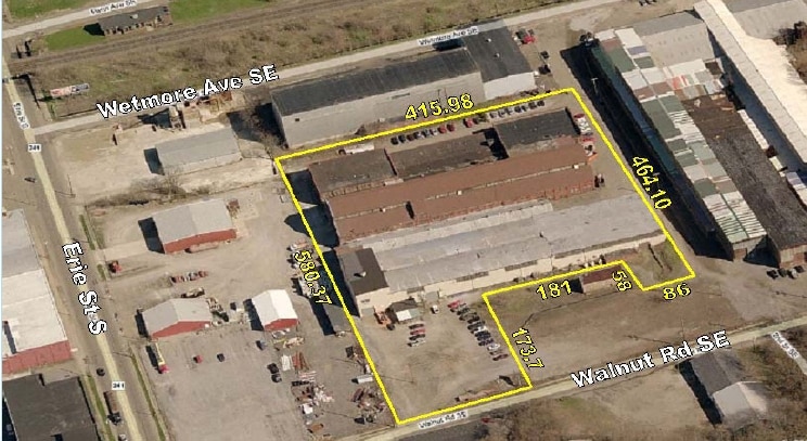 201 Wetmore Ave SE, Massillon, OH à louer - Photo de l’immeuble – Image 2 sur 14