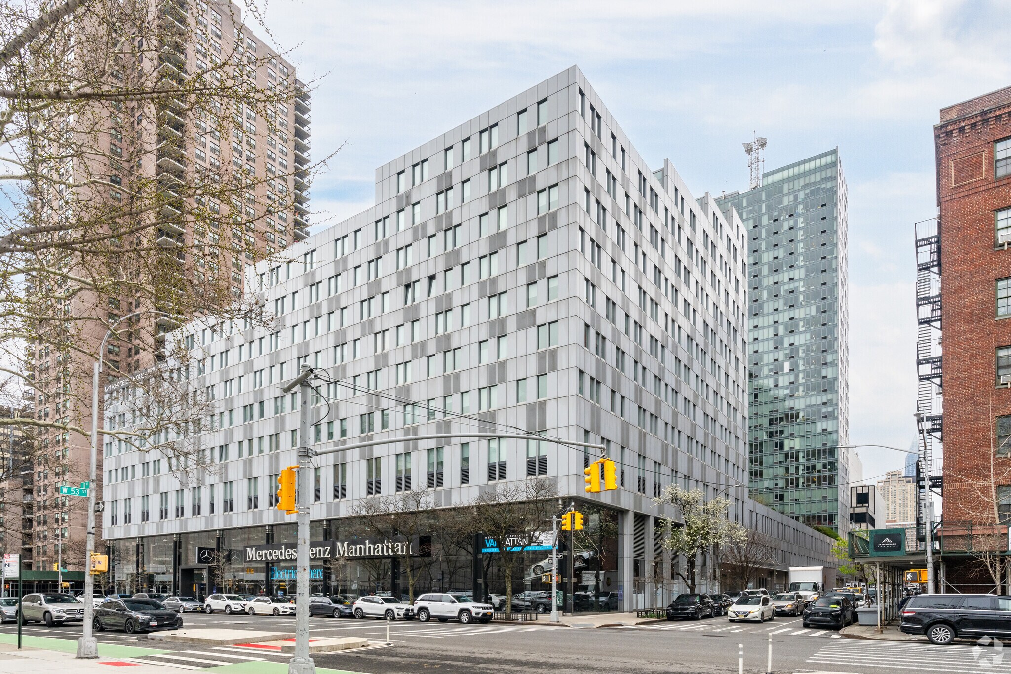 555 W 53rd St, New York, NY à louer Photo principale– Image 1 sur 14