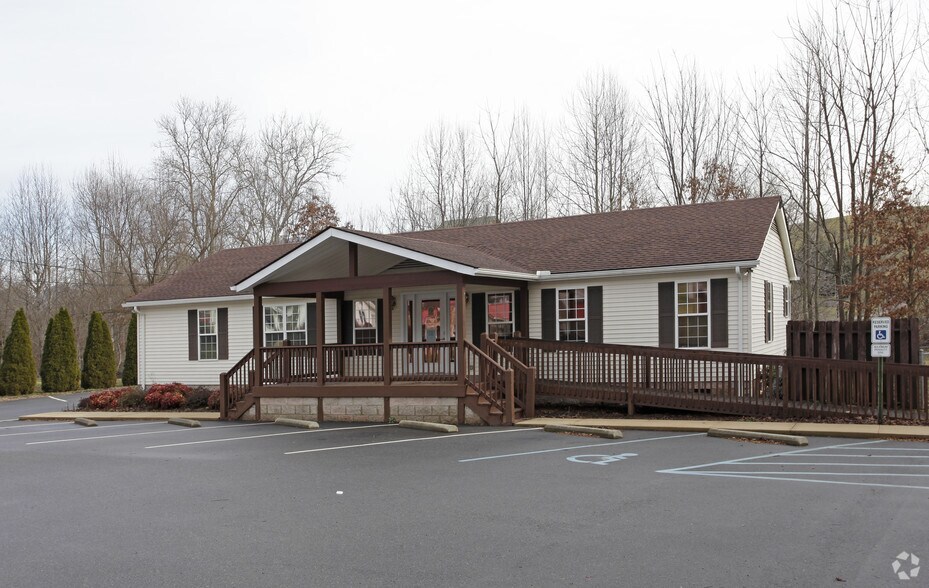 1170 Crabtree Rd, Waynesville, NC à vendre - Photo principale – Image 2 sur 14