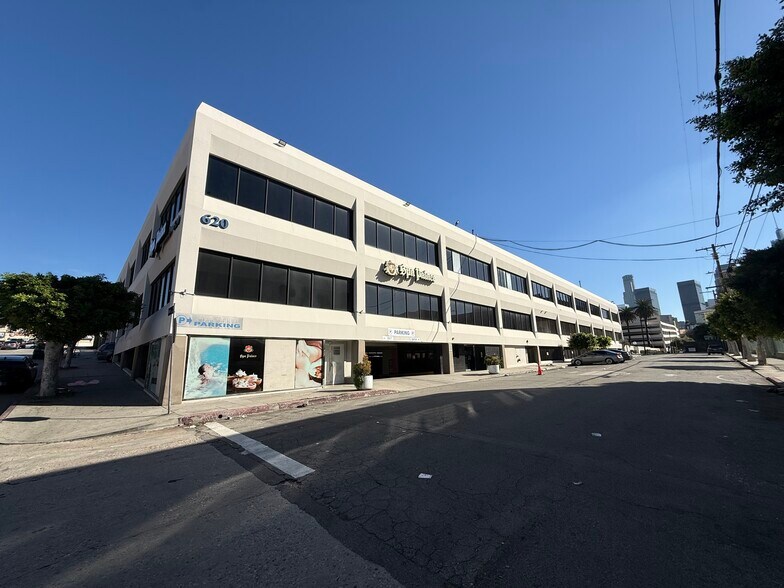 620 S Union Ave, Los Angeles, CA à vendre - Photo de l’immeuble – Image 2 sur 15