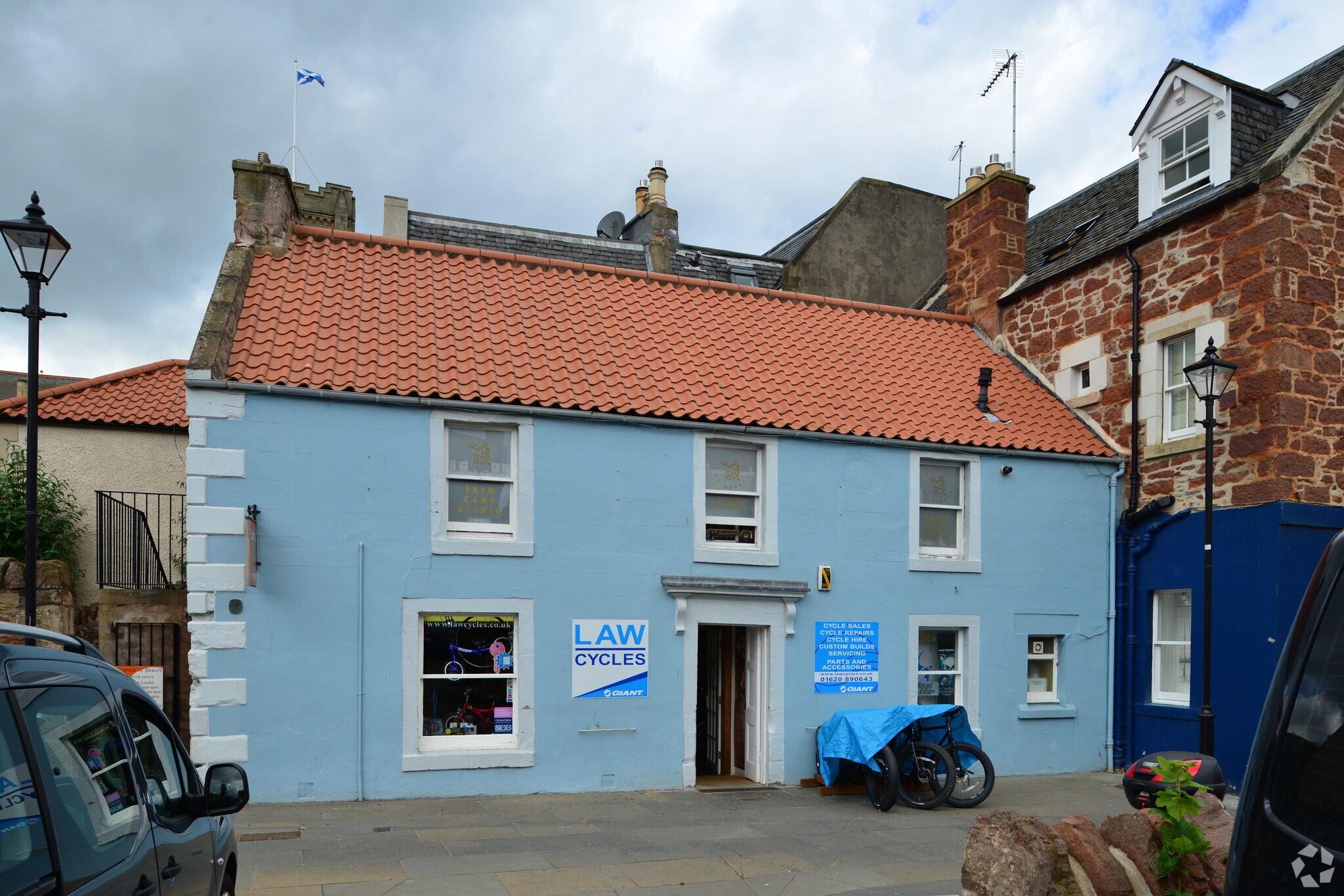 2-2A Law Rd, North Berwick à vendre Photo principale– Image 1 sur 3