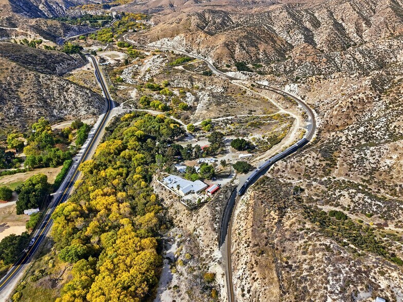 8235 Soledad Canyon Rd, Agua Dulce, CA à vendre - Aérien – Image 2 sur 34