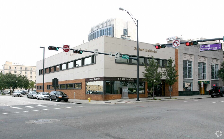331 W Forsyth St, Jacksonville, FL à louer - Photo de l’immeuble – Image 3 sur 18