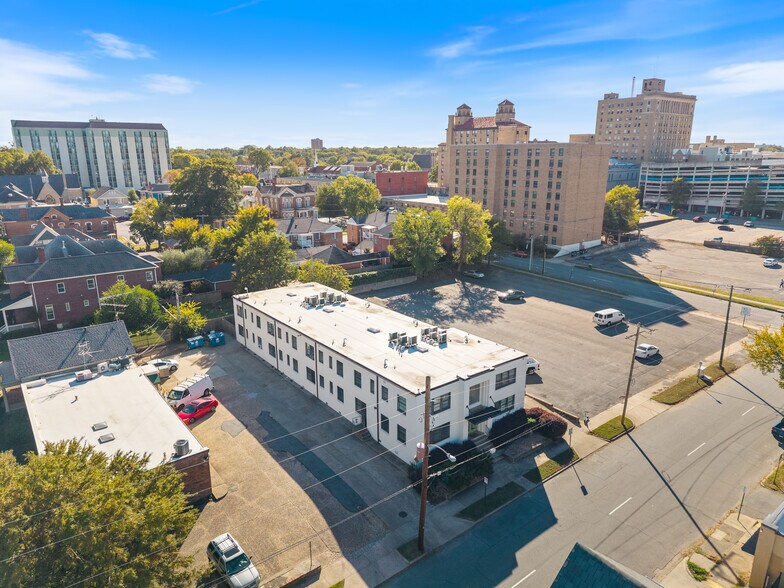 Little Rock Apartments(22 units) portefeuille de 2 biens à vendre sur LoopNet.fr - Photo de l’immeuble – Image 2 sur 15