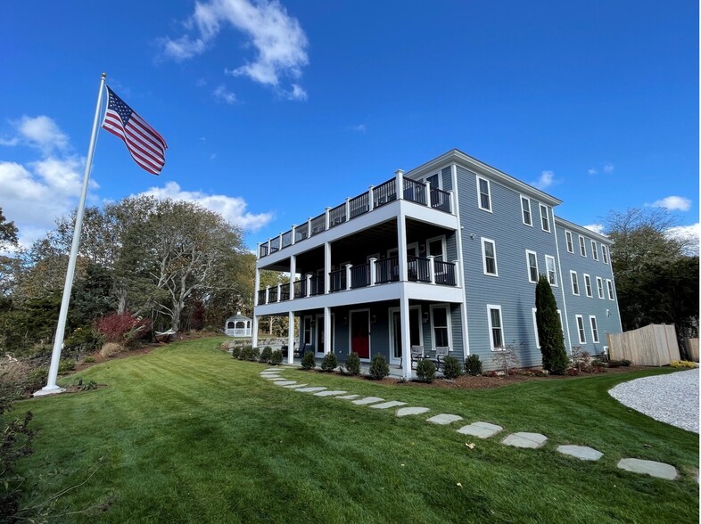 48 Red Brook Harbor Rd, Bourne, MA à vendre - Photo principale – Image 1 sur 5
