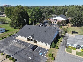 Plus de détails pour 9712 W Markham St, Little Rock, AR - Bureau à vendre