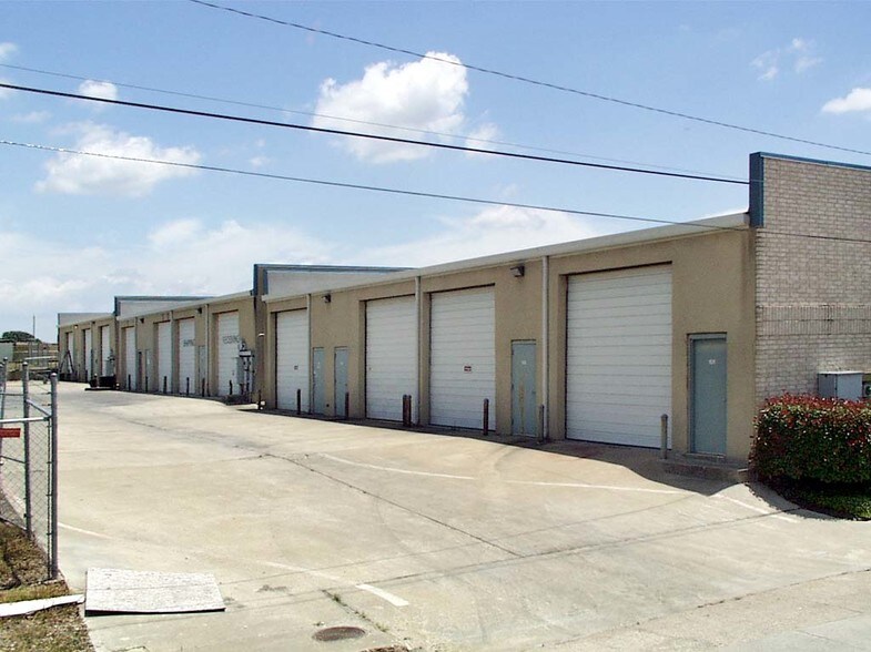 4110 Cedar Lake Dr, Dallas, TX à louer - Autre – Image 2 sur 16