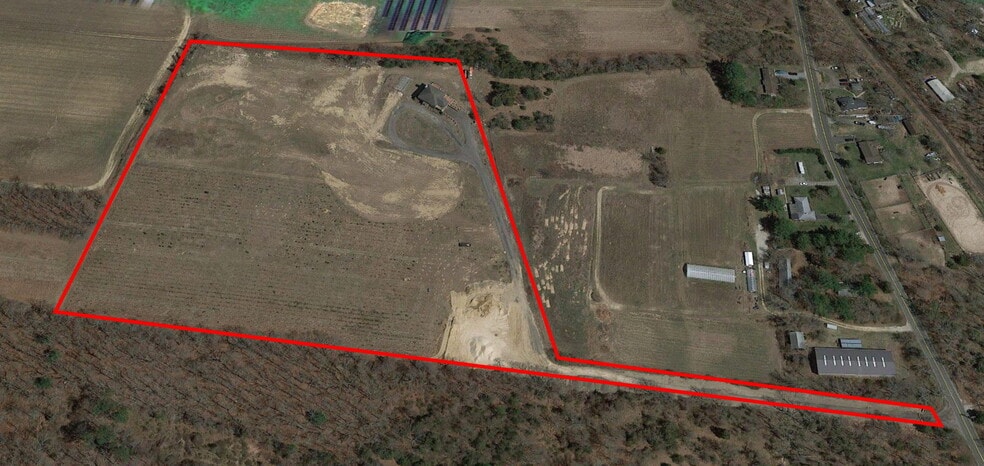2822 River Rd, Calverton, NY à vendre - Aérien – Image 1 sur 7