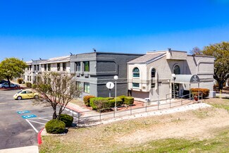 Plus de détails pour 3821 N Panam Expy, San Antonio, TX - Hôtellerie à vendre