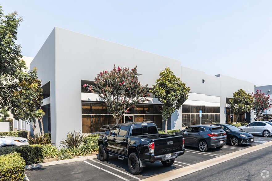 361 N Berry St, Brea, CA à vendre - Photo principale – Image 1 sur 9