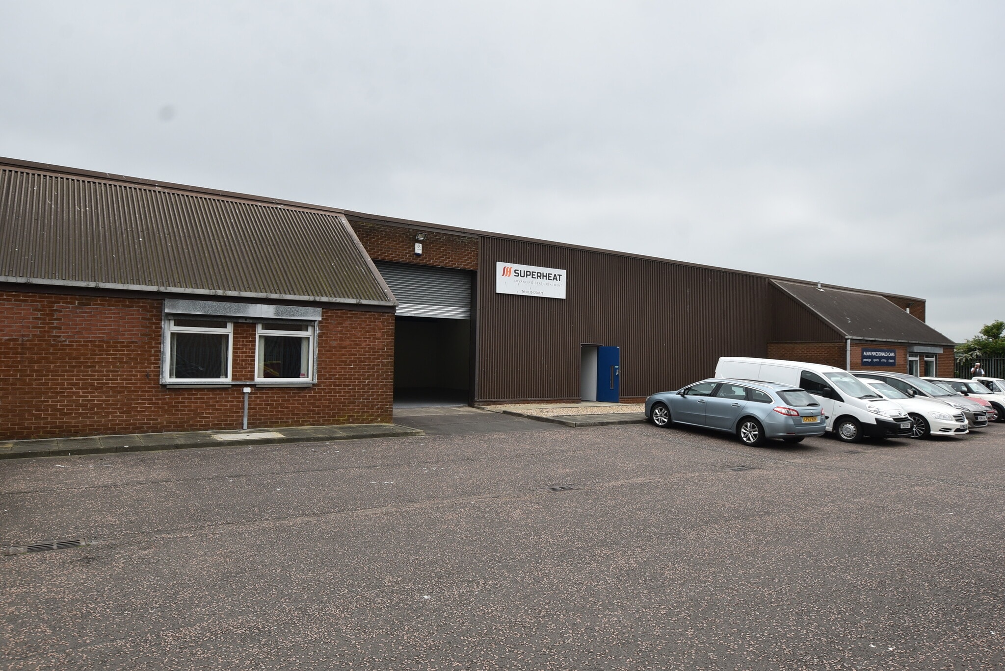 Lochlands, Larbert à louer Photo principale– Image 1 sur 6