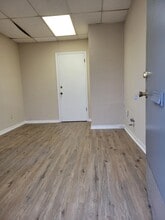 3780 Kori Rd, Jacksonville, FL à louer Photo intérieure– Image 2 sur 7