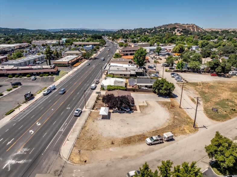 8575 El Camino Real, Atascadero, CA à vendre - Photo de l’immeuble – Image 2 sur 12