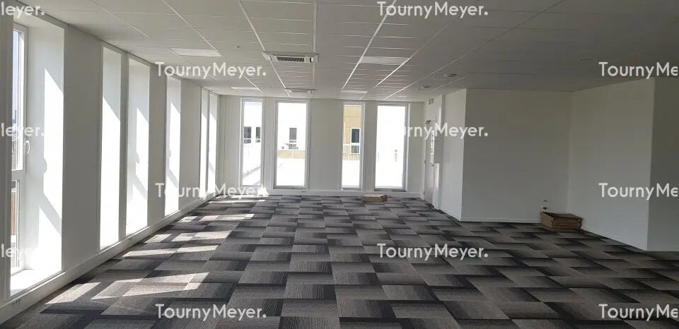 Bureau dans Treillières à louer - Photo de l’immeuble – Image 3 sur 4