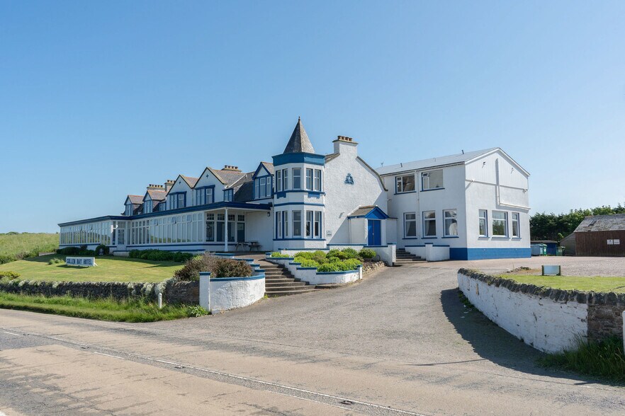Cullen Bay Hotel, Cullen à vendre - Photo de l’immeuble – Image 3 sur 20