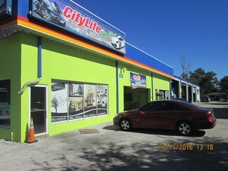 Plus de détails pour 101 E Fletcher St, Kissimmee, FL - Local d'activités à louer