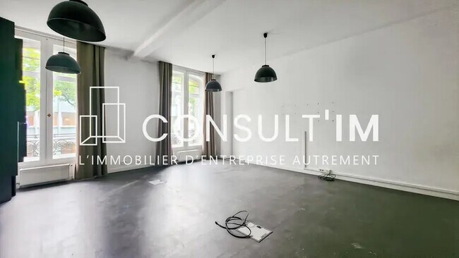 Plus de détails pour Bureau à louer