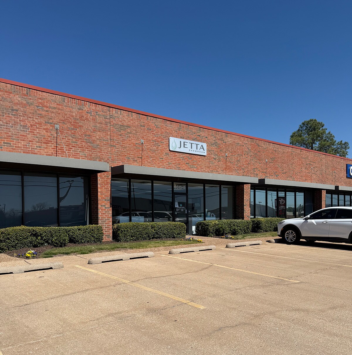 9515 E 51st St, Tulsa, OK à louer Photo intérieure– Image 1 sur 3