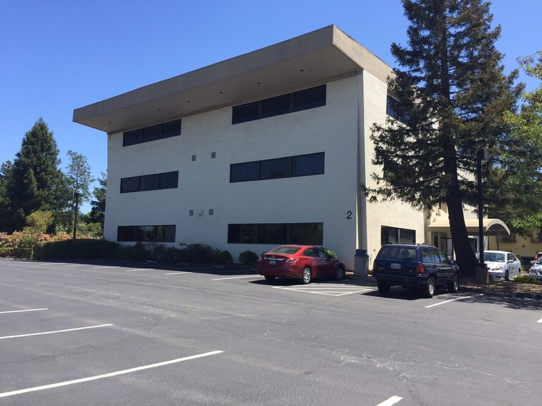 1-5 Padre Pky, Rohnert Park, CA à louer - Photo de l’immeuble – Image 2 sur 3